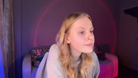 Britney online show from 09/11/25, 03:45