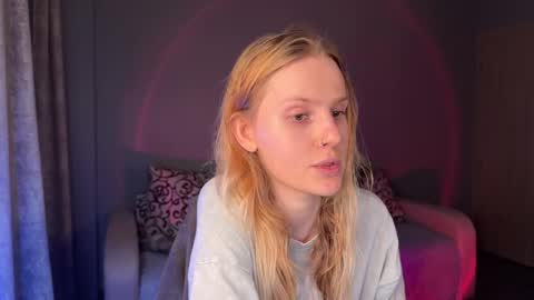 Britney online show from 09/17/25, 03:57