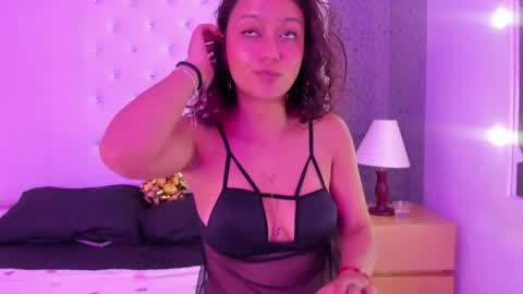 Snapshot of lunagatti chatting on 04/11/26, 03:38 Luna online show from 04/11/26, 03:38