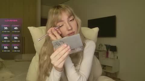 Luna online show from 03/14/26, 12:50