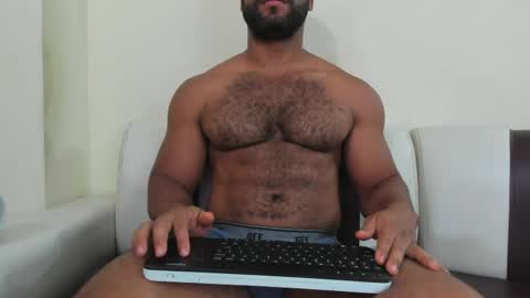 Luna online show from 04/18/26, 02:10