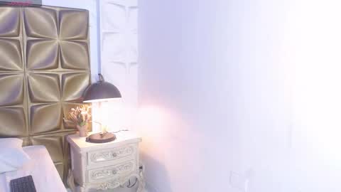 Luna  online show from 03/05/26, 12:12