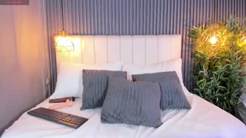 Snapshot of lunakarther chatting on 02/07/26, 10:08 Luna online show from 02/07/26, 10:08