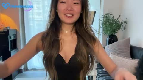 Luna online show from 04/20/26, 02:14