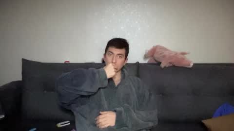 Snapshot of lunamalpica chatting on 12/27/24, 05:20 LunaPica online show from 12/27/24, 05:20