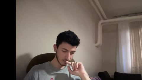 Snapshot of lunamalpica chatting on 10/02/25, 07:26 LunaPica online show from 10/02/25, 07:26