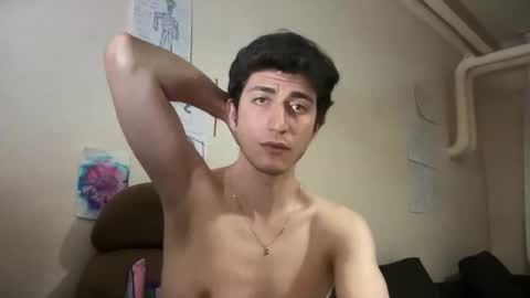 Snapshot of lunamalpica chatting on 11/24/25, 05:23 LunaPica online show from 11/24/25, 05:23