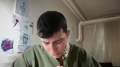 Snapshot of lunamalpica chatting on 12/17/25, 01:50 LunaPica online show from 12/17/25, 01:50