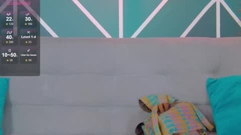 Luna online show from 09/27/25, 07:52