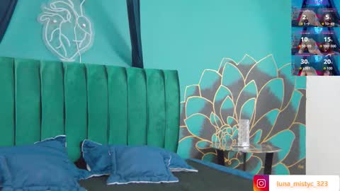 Luna online show from 01/15/26, 08:23