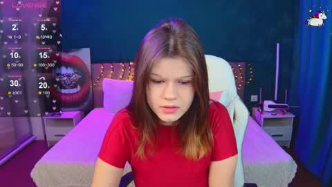 Luna online show from 02/11/26, 06:29