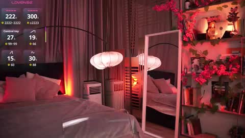 Luna  next streams Mon Fri Sat Sun 8pm-5am gmt0 online show from 09/27/25, 08:58