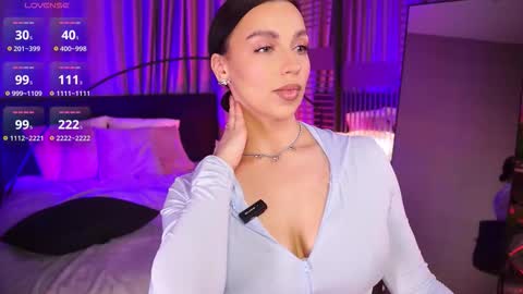 Luna  next streams Mon Fri Sat Sun 8pm-5am gmt0 online show from 12/16/25, 08:58