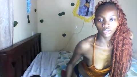 Snapshot of lunanior chatting on 07/11/26, 02:53 lunanior online show from 07/11/26, 02:53