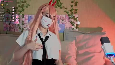 Luna online show from 04/16/26, 09:54