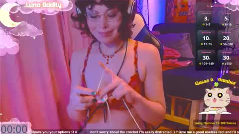 Luna online show from 11/18/25, 08:13