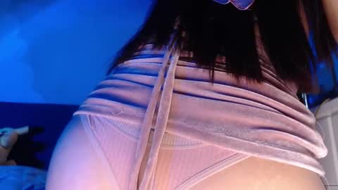 Julieth  online show from 03/26/26, 06:02