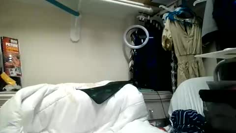 Snapshot of lunapixie2020 chatting on 06/06/26, 01:32 lunapixie2020 online show from 06/06/26, 01:32