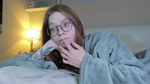 Sofia online show from 12/30/24, 11:17