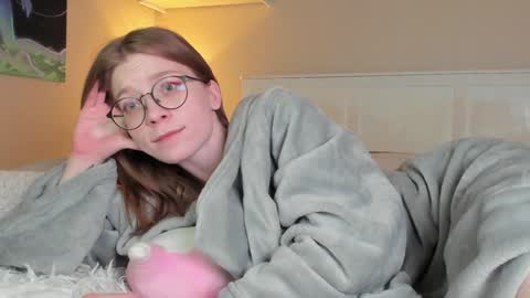 Sofia online show from 12/31/24, 02:19