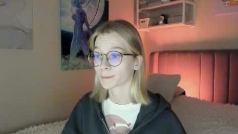 Sofia online show from 10/30/25, 09:55