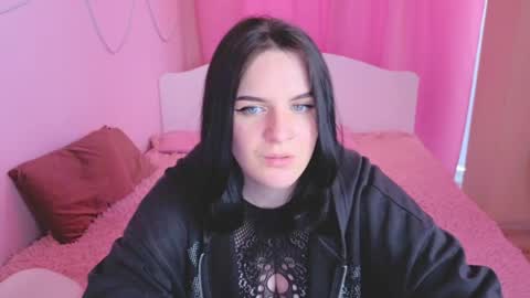Snapshot of lunariaas chatting on 05/19/26, 08:09 Valeria online show from 05/19/26, 08:09