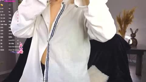 Kelly online show from 09/25/25, 03:05