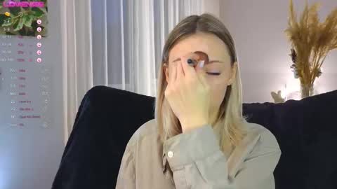 Kelly online show from 10/21/25, 02:40