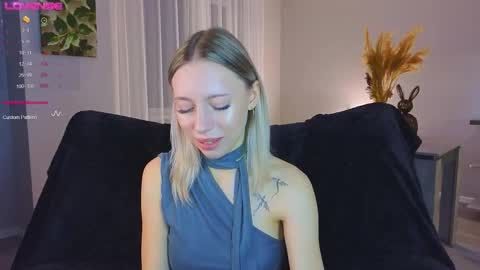 Kelly online show from 10/23/25, 02:49