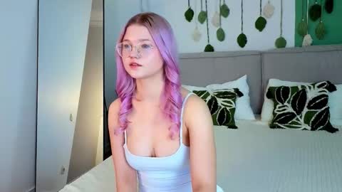 lunariafox online show from 03/28/26, 02:38