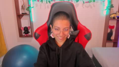 lunarichy online show from 10/15/25, 09:26