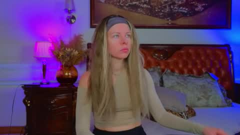 Luna Rishi online show from 01/13/26, 06:08