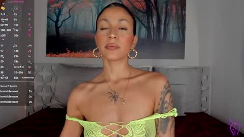 Luna Ruso  online show from 02/24/25, 11:19