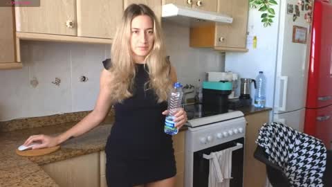  Luna online show from 04/03/26, 11:41