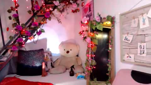 luna online show from 03/19/26, 08:07