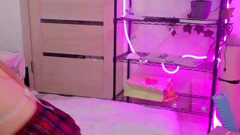 Kate online show from 01/12/25, 03:39