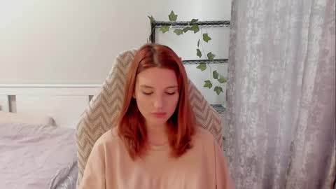 Kate online show from 09/18/25, 07:10