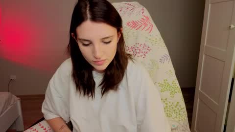 Kate online show from 11/20/25, 04:18