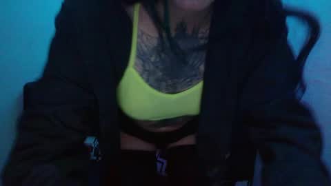 Snapshot of lunatica_2000 chatting on 02/13/25, 11:58 Luna online show from 02/13/25, 11:58