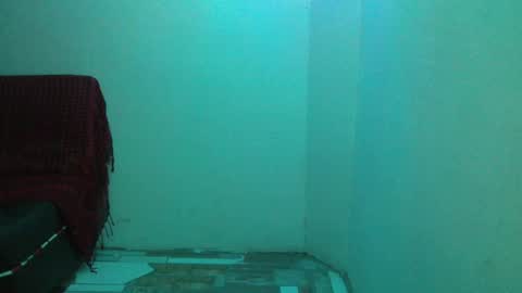 Snapshot of lunatica_2000 chatting on 02/15/25, 05:39 Luna online show from 02/15/25, 05:39