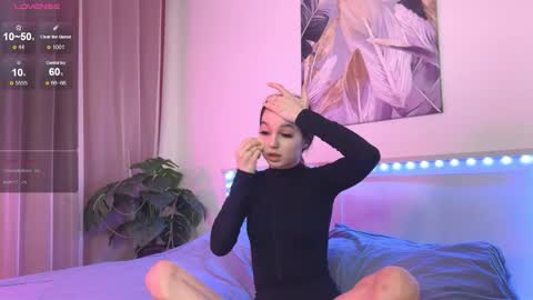 Veronica online show from 12/20/25, 10:55