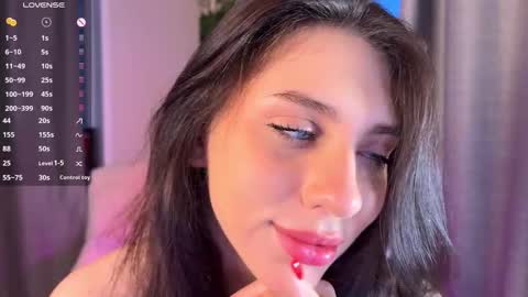 Luna online show from 03/08/26, 03:54