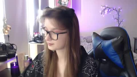 Snapshot of lunaxcherry chatting on 05/10/26, 11:04 LunaXcherry online show from 05/10/26, 11:04