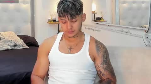 Lunay online show from 10/11/25, 08:18