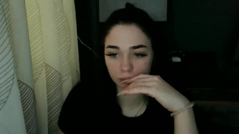 lunikdarya online show from 10/13/25, 11:32
