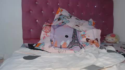 Luna online show from 04/14/26, 01:11