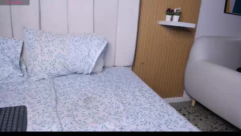 Snapshot of lunita_bigboobs chatting on 02/07/26, 05:38 Lunita online show from 02/07/26, 05:38