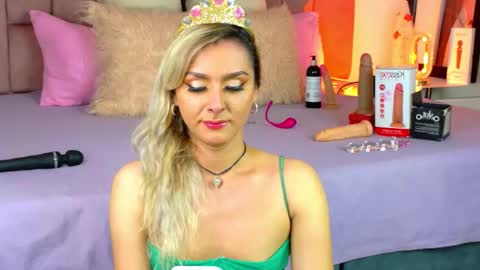 lunitadiva online show from 01/15/26, 03:16