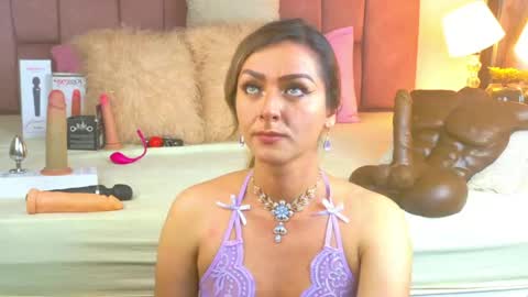 lunitadiva online show from 05/24/26, 04:23