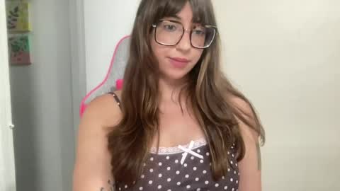 Snapshot of lunitamonroe chatting on 06/12/26, 10:14 lunitamonroe online show from 06/12/26, 10:14